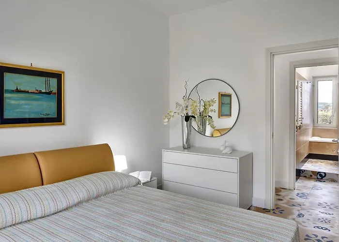 Caruso 2 By Villasandco Rentalsorrento Διαμέρισμα